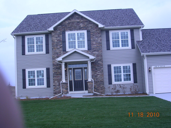 Exterior Stone Veneer Work In Milwaukee